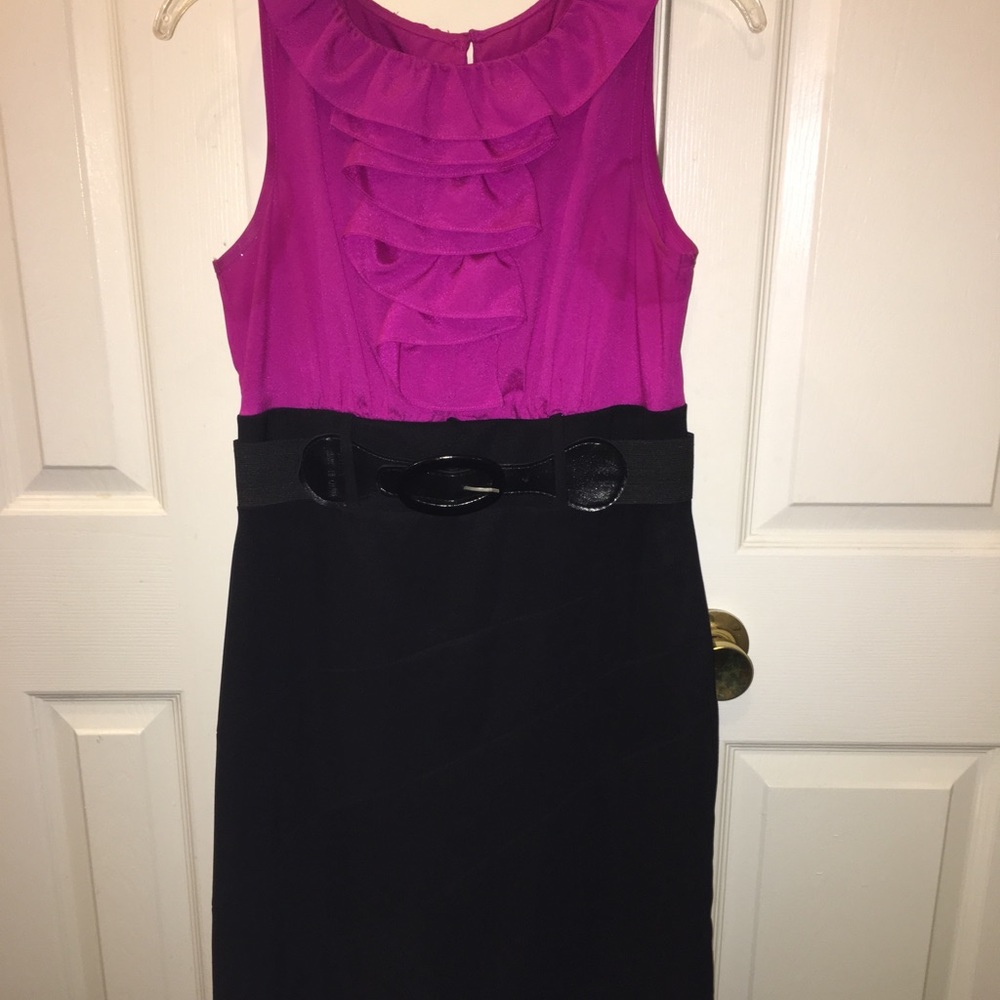 Dress - Picture 6 of 6